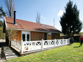 Spacious Holiday Home in V ggerl se with Whirlpool, Bogø By
